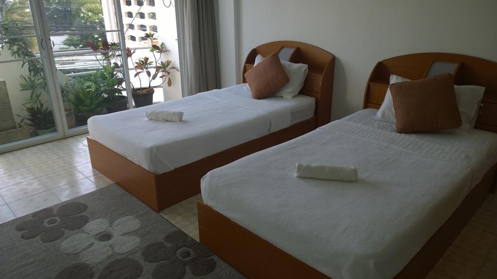 Corner Cafe Bed & Breakfast Hua Hin Esterno foto