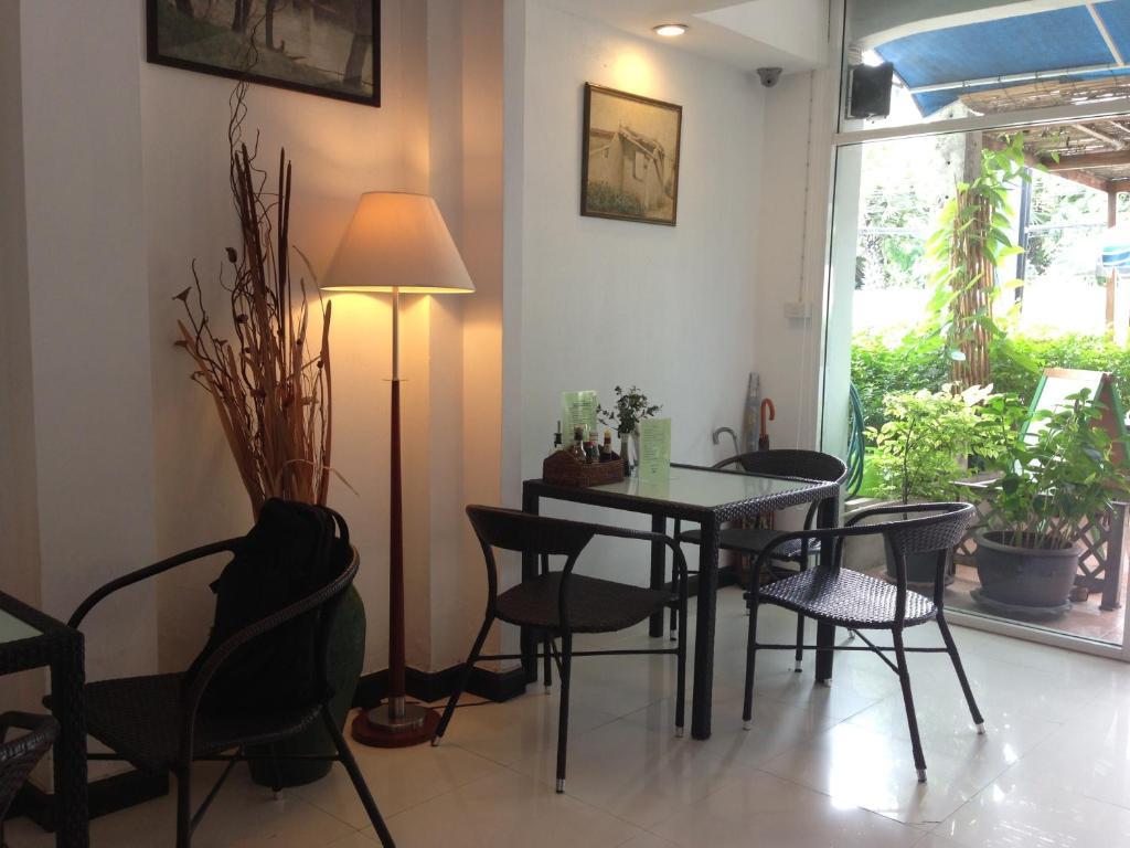 Corner Cafe Bed & Breakfast Hua Hin Esterno foto