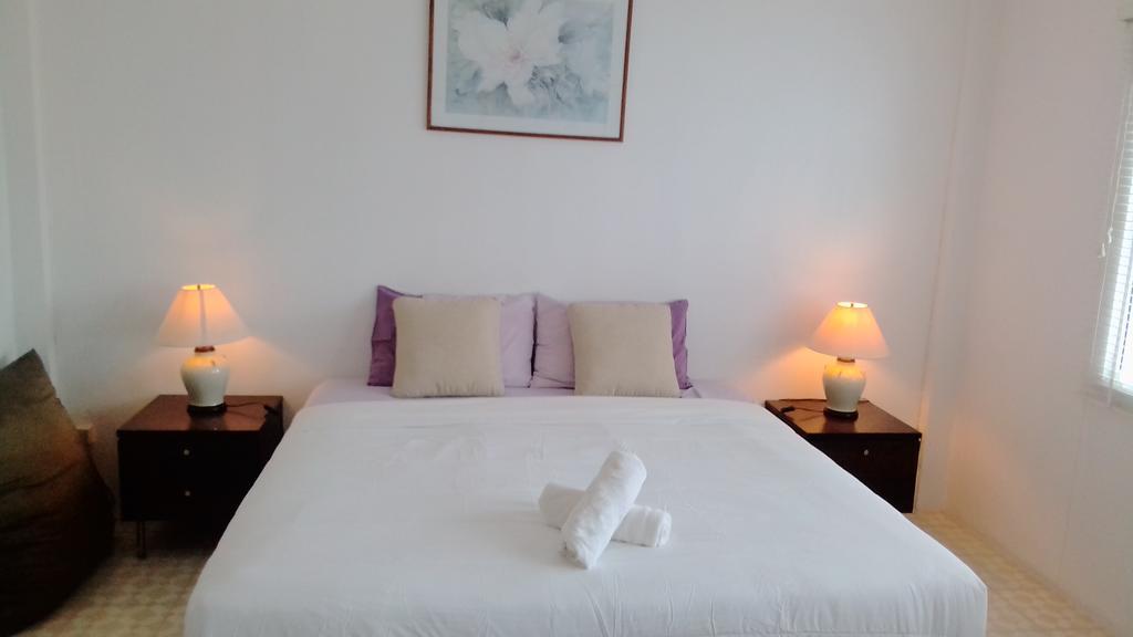 Corner Cafe Bed & Breakfast Hua Hin Esterno foto